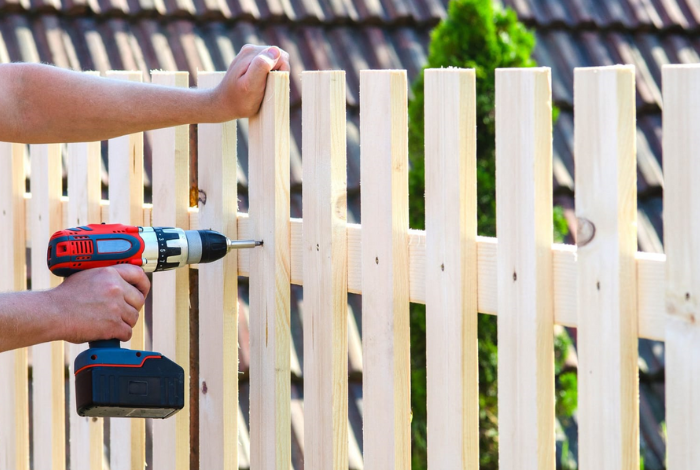 How Long Does a Wood Fence Last